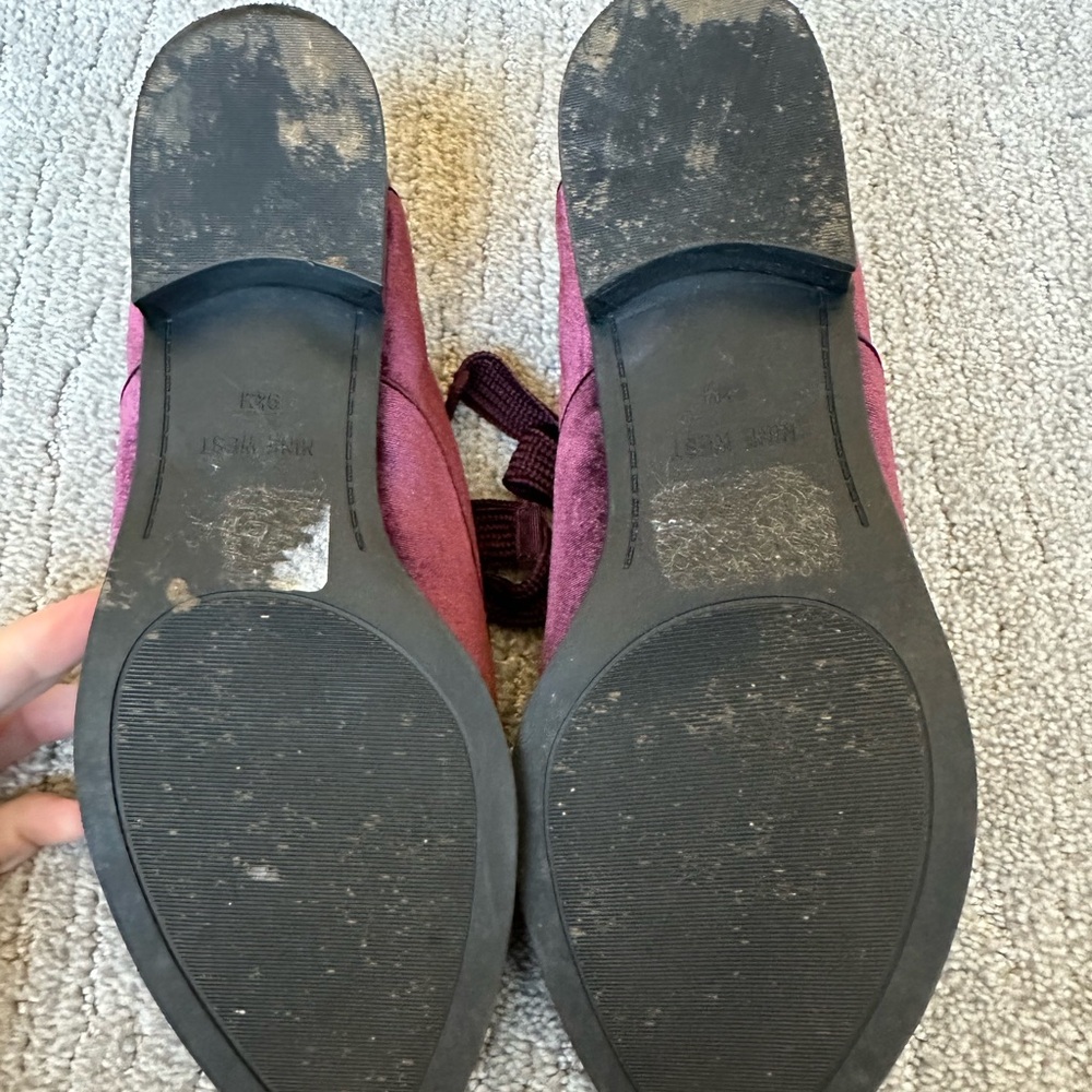 Nine West Burgundy Velvet Oxfords Size 9.5 - Picture 10 of 13